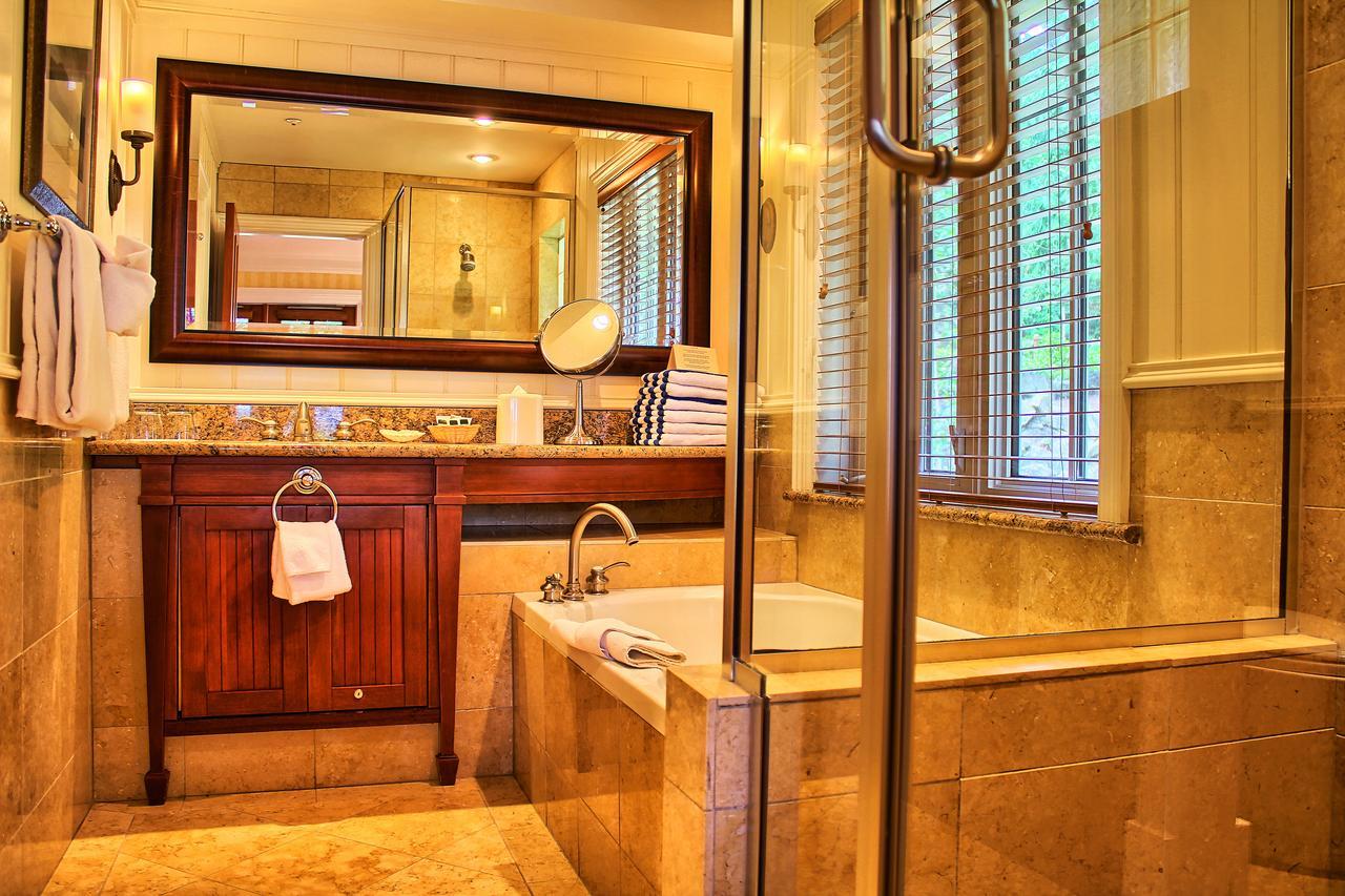 Poets Cove Resort&Spa Bedwell Harbour Buitenkant foto